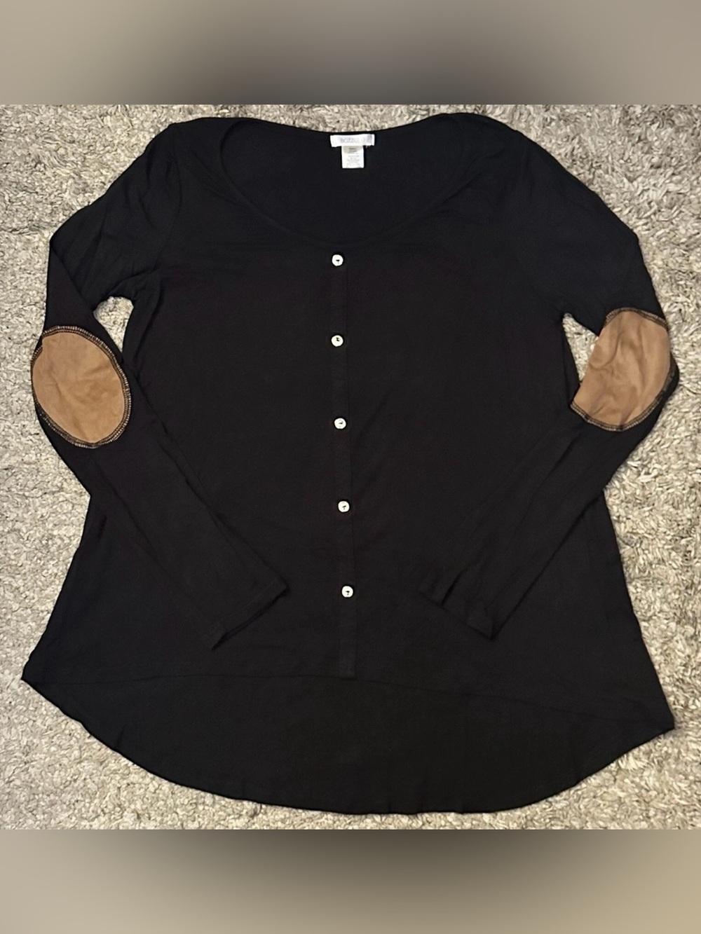 Bozzolo Women’s S Black Stretch Boat Neck Hi-Lo Long Sleeve Decor Button Blouse